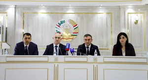 В Таджикистане выявили более 81 тонны некачественного топлива и битума