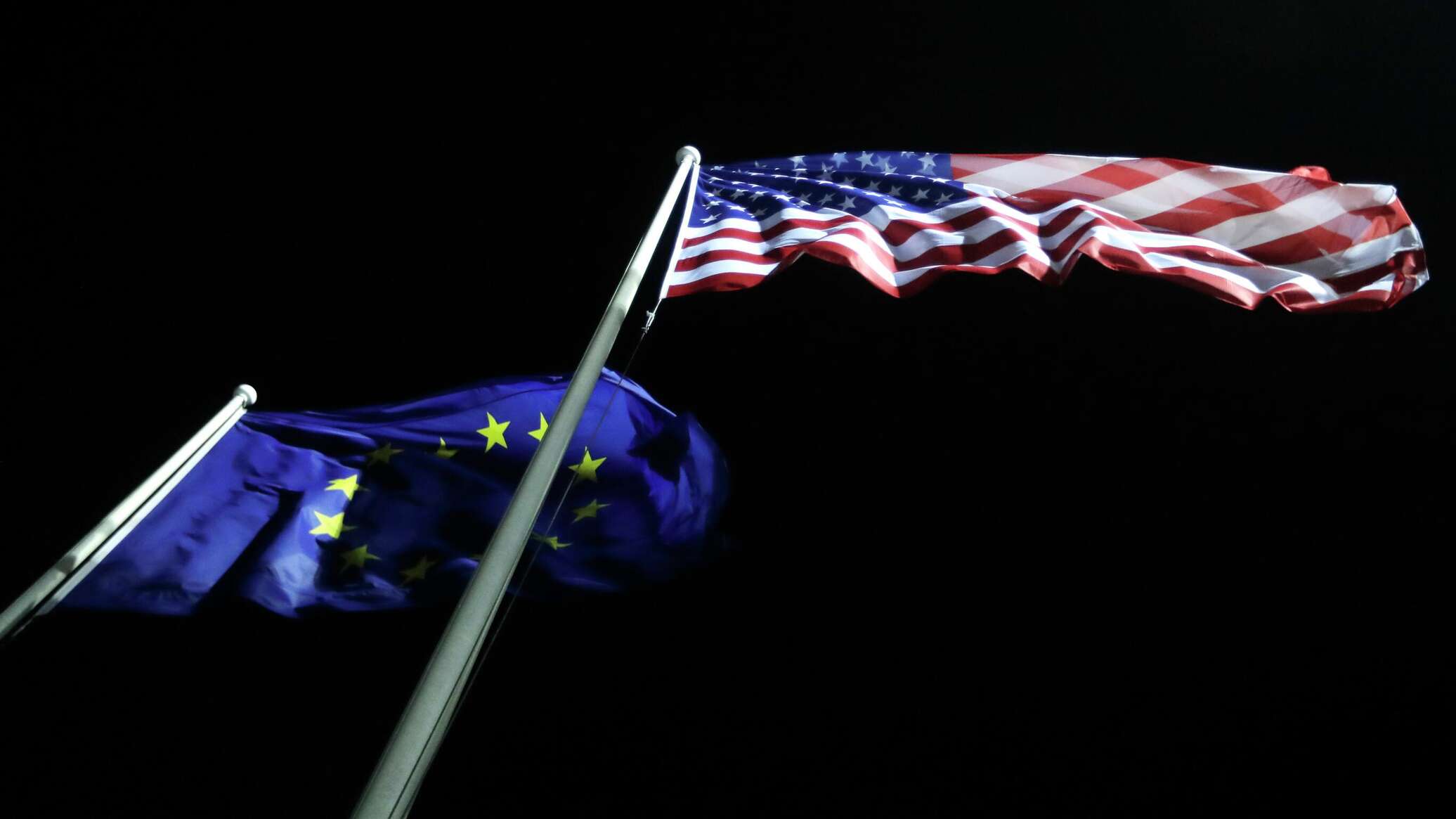 Прошла эпоха, когда Европа полагалась на США в обороне, — Рютте и фон дер Ляйен