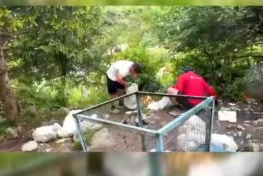В районе хижины Рацека в ущелье Ак-Сай провели уборку мусора