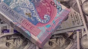 Нацбанк начал продавать доллары по-новому. Как это повлияет на тенге