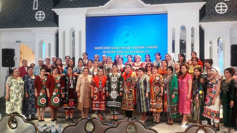 945 проектов поданы на получение президентских грантов для развития женского предпринимательства в Таджикистане