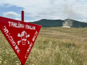 Названо количество мин, обезвреженных в Карабахе за май