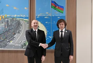 Азербайджан и Грузия подписали новые соглашения по газу, свету и БТК