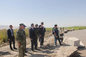 Кохир Расулзода ознакомился с реализацией крупных проектов в Хатлонской области