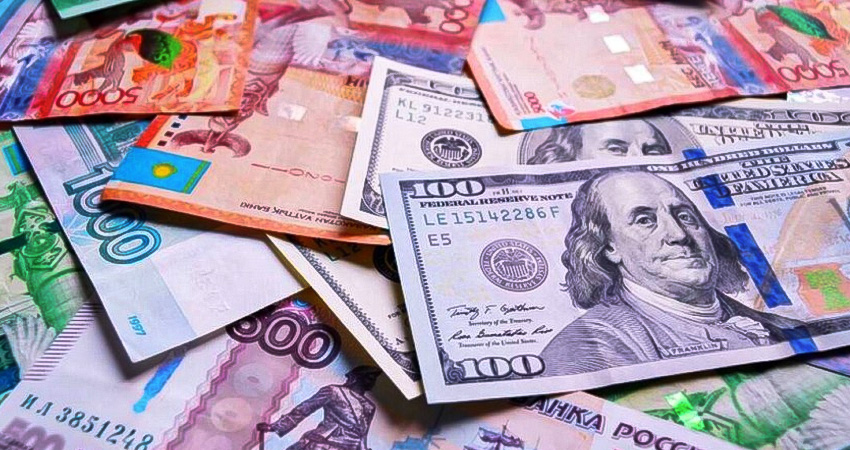 Рубль ускорил рост, юань немного подешевел: курс валют на 8 июля