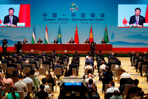 Топ-10 крупнейших китайских проектов в Евразии сосредоточены в Центральной Азии, - ЕАБР