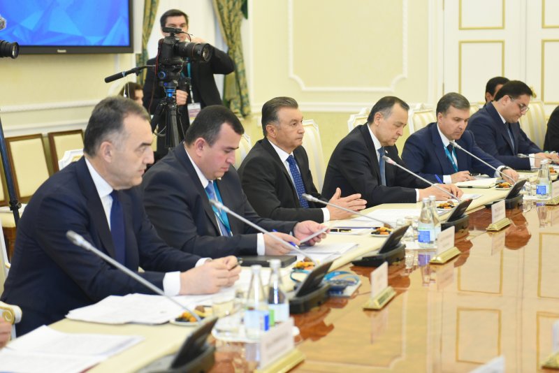 Таджикистан и Россия обсудили расширение экономического сотрудничества