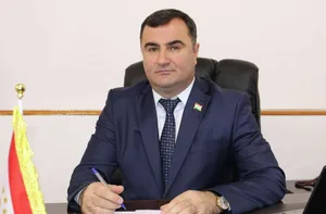 Автомобиль председателя ГБАО сорвался в реку в Дарвазском районе — независимые источники