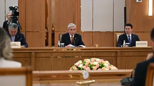 Торговля, туризм и безвиз: о чем говорили президенты Казахстана и Черногории