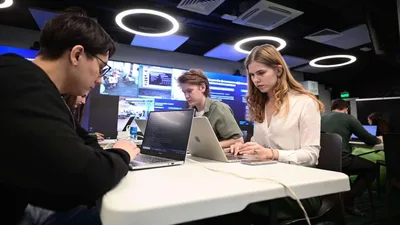 В Душанбе стартовал набор в бесплатную IT-школу из России