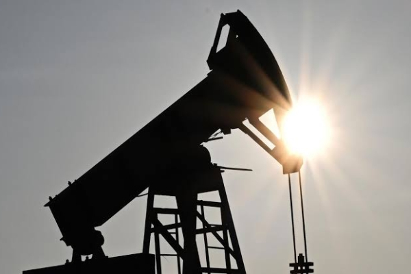 Нефть торгуется разнонаправленно