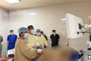 В Таджикистане впервые провели сложную резекцию желудка лапароскопией