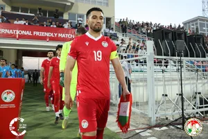 Капитан сборной Таджикистана Ахтам Назаров первым достиг отметки в 100 матчей за национальную команду