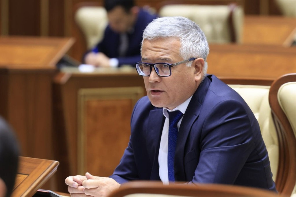 Бывший зампред Налогового комитета получил восемь лет колонии по делу о хищении