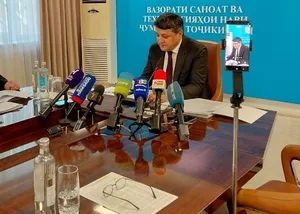 Шерали Кабир объяснил скачок цен на цемент: виноваты не заводы, а посредники