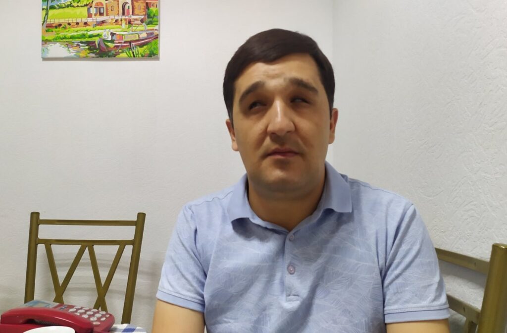 #AP30/Судьбы. Как публикации «Азия-Плюс» помогли незрячему певцу
