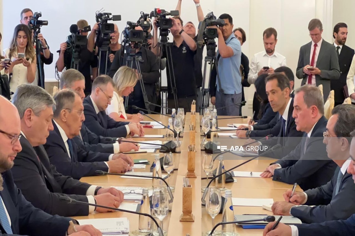 Байрамов и Лавров провели переговоры в Москве: от экономики до платформы «3+3»